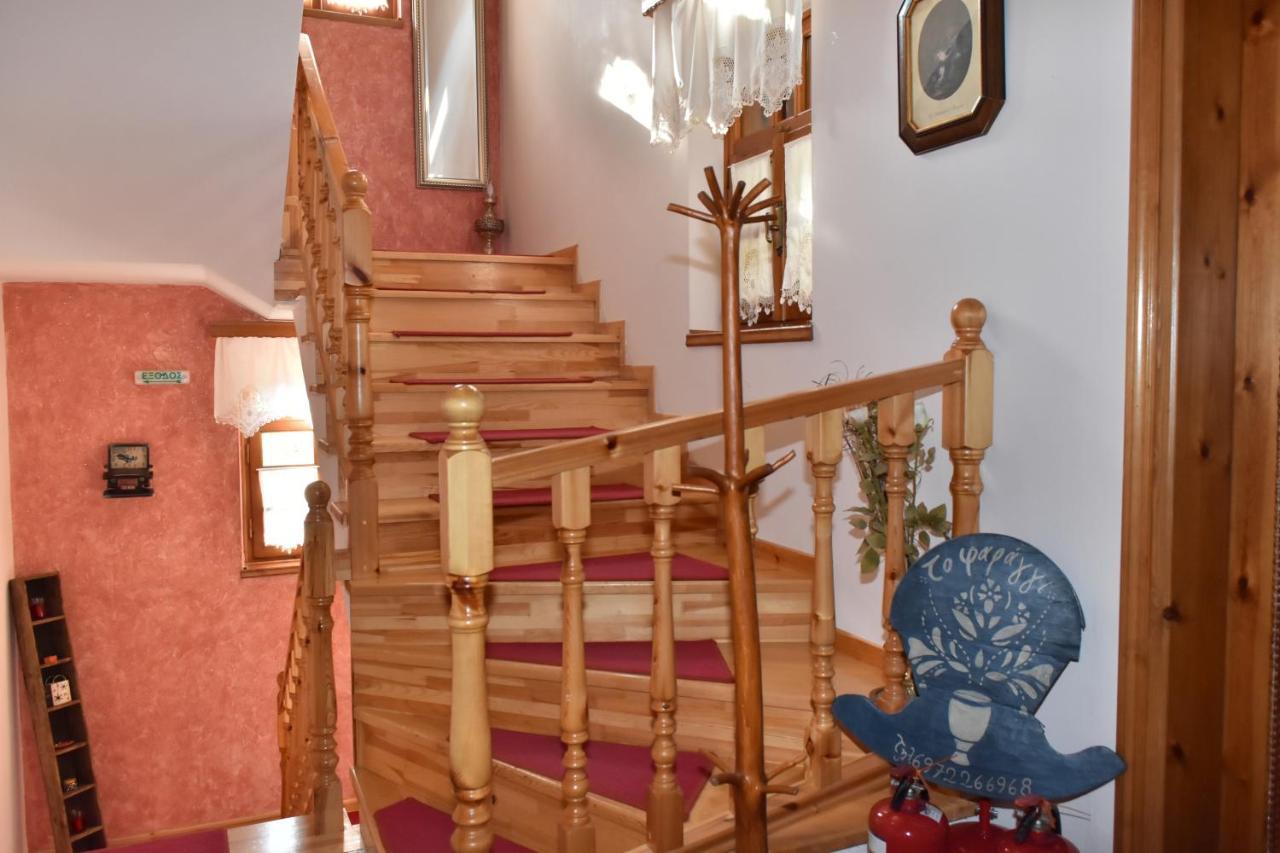 Hotel Faraggi Tsepelovo Extérieur photo
